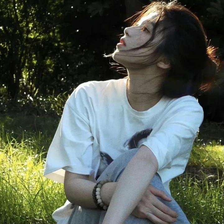 遇刺为生的女人